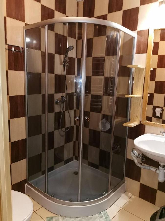 Wynajem Pokoi Guest House ชาร์นนี ดูนาเยส ภายนอก รูปภาพ