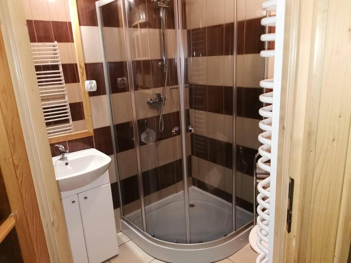 Wynajem Pokoi Guest House ชาร์นนี ดูนาเยส ภายนอก รูปภาพ