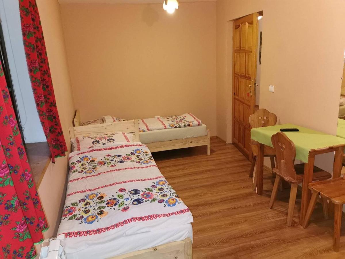 Wynajem Pokoi Guest House ชาร์นนี ดูนาเยส ภายนอก รูปภาพ