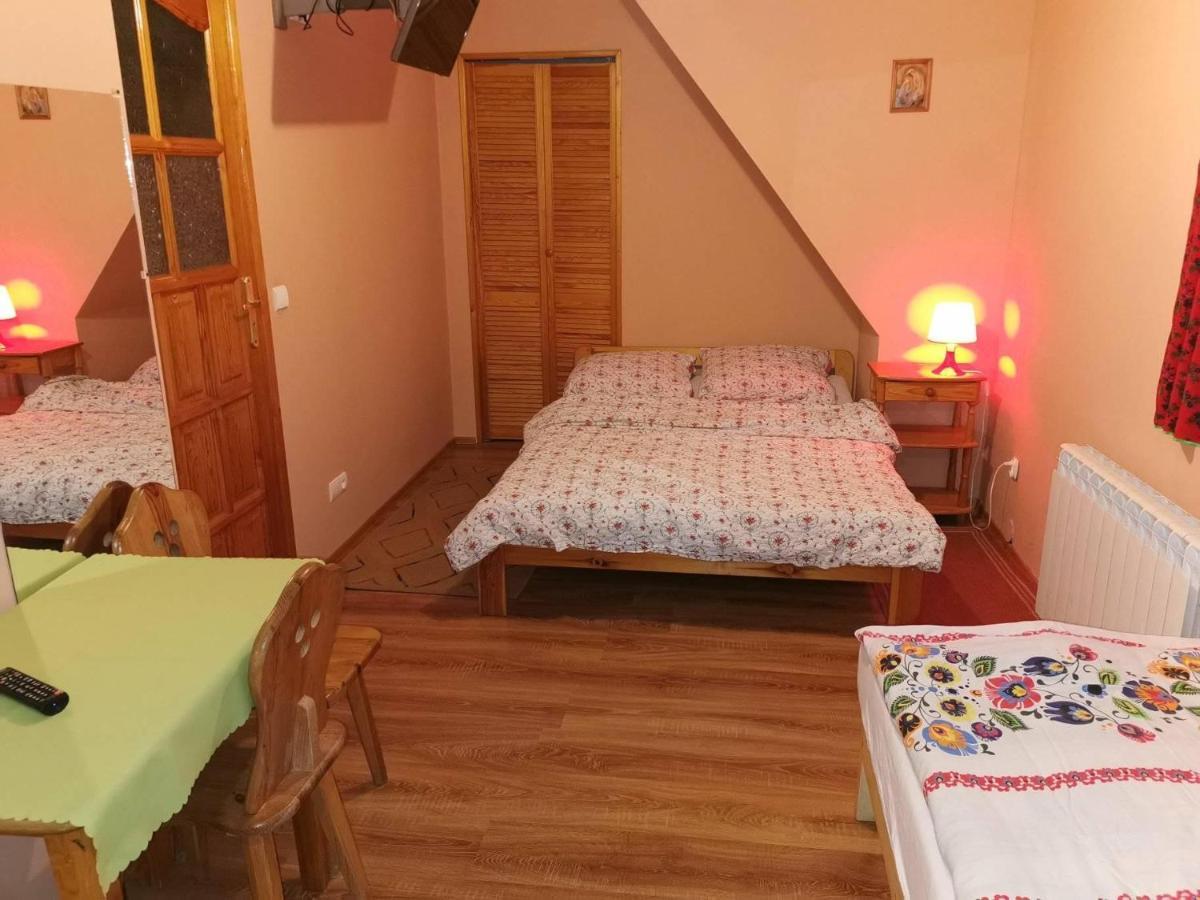 Wynajem Pokoi Guest House ชาร์นนี ดูนาเยส ภายนอก รูปภาพ