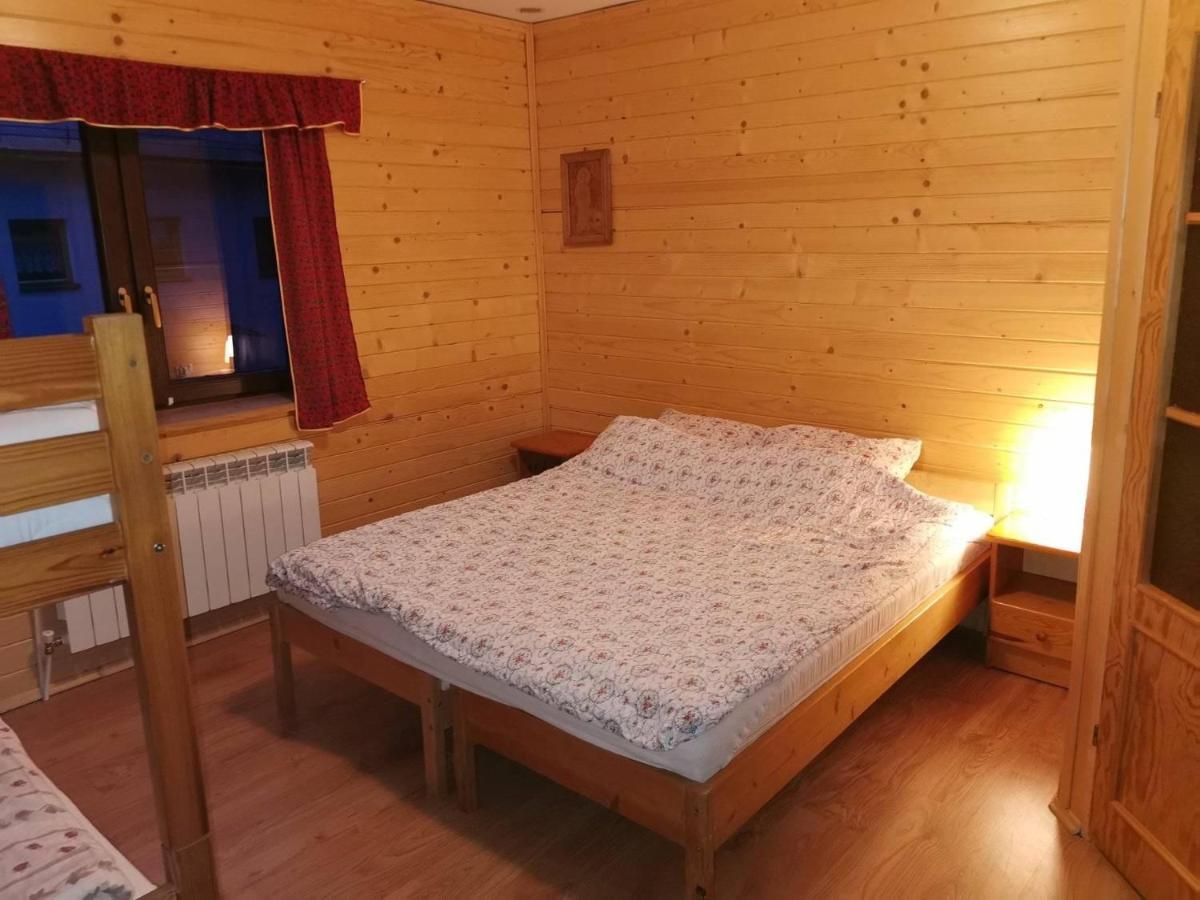 Wynajem Pokoi Guest House ชาร์นนี ดูนาเยส ภายนอก รูปภาพ
